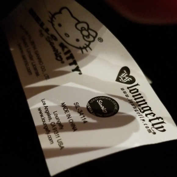 Loungefly Sanrio Hello Kitty Purse - Picture 5 of 8